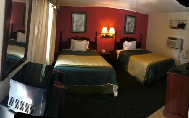 Camden Inn & Suites