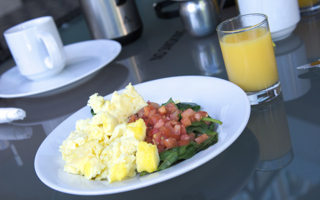 Staybridge Suites Holland by IHG