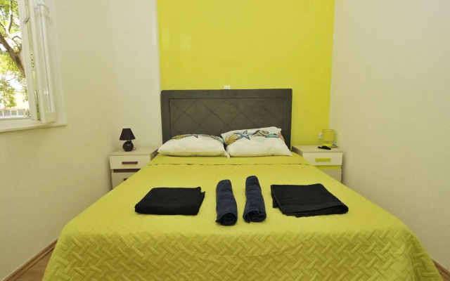 Oasis hostel
