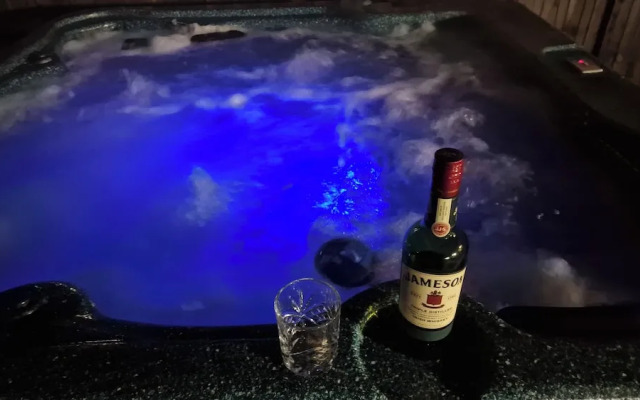 Seaside Escape at Ty Bugail - Holyhead