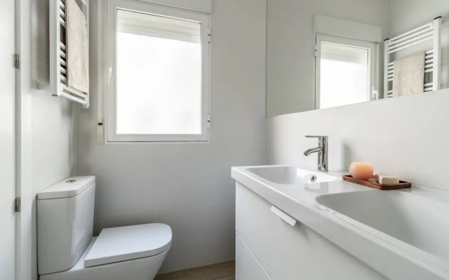 Adelfas - 2 Bedroom in Rios Rosas