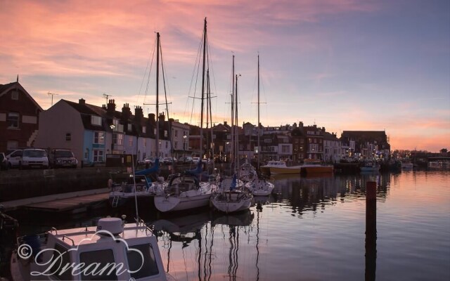 Midships