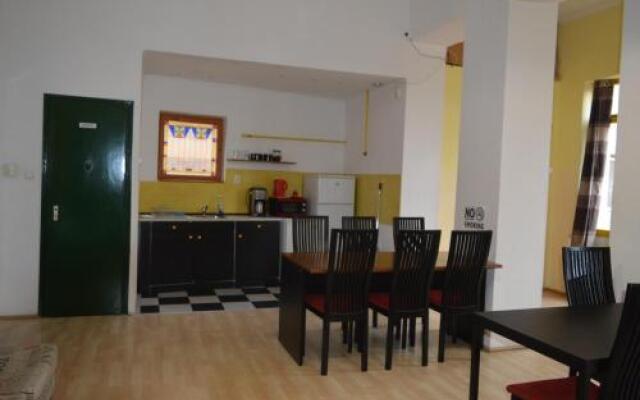 Hostel66