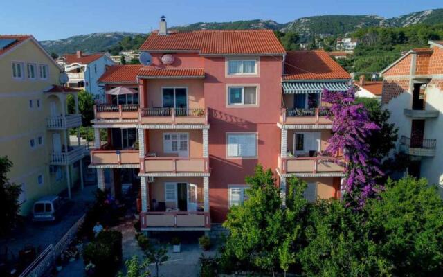 Apartment Peky