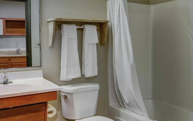 WoodSpring Suites Columbus NE I-270 Airport