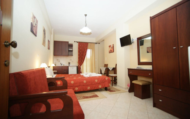 Orama Hotel - Lake Plastira Quad Suite