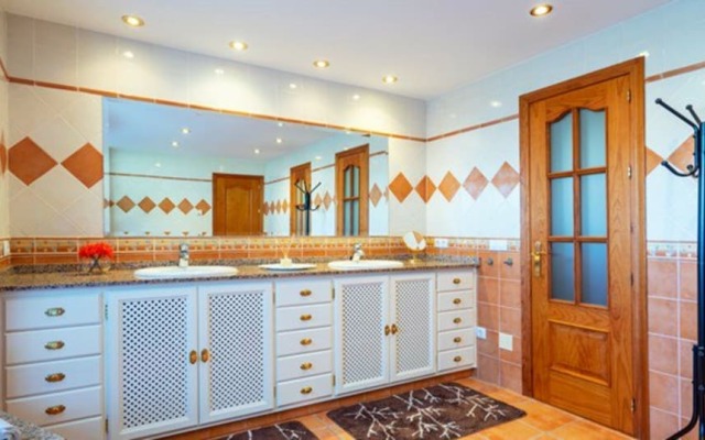 107708- Villa in Mijas