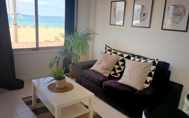 OceanFront Flat I by Canary365
