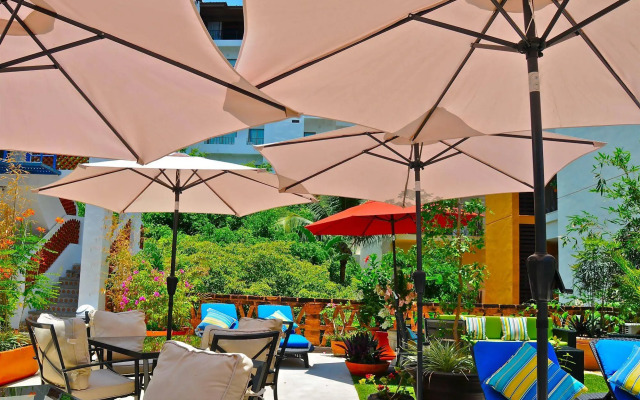 Villa Mercedes Petit Hotel