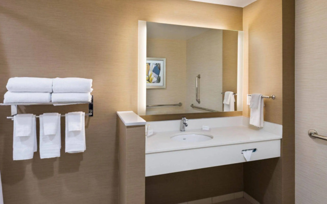 Fairfield Inn & Suites by Marriott Dallas Waxahachie