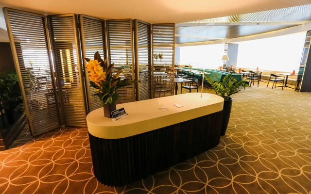 Novotel Sydney West HQ Hotel
