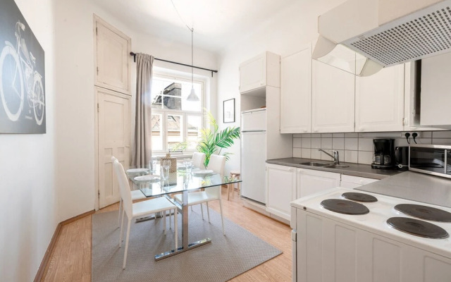 2ndhomes Spacious & Cozy 1BR Home
