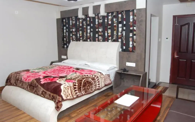Hotel Sarkar Palace