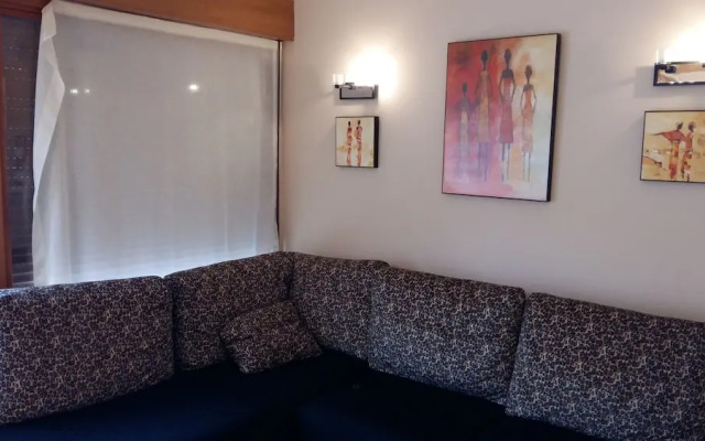 El Barco de Barru en la playa de Barro