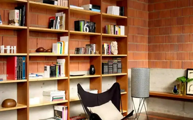 Santa Monica Holiday House