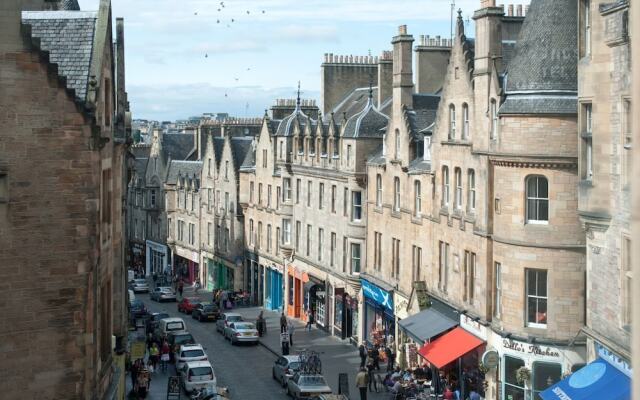 Royal Mile Mansions by Edinburgh City Apartments