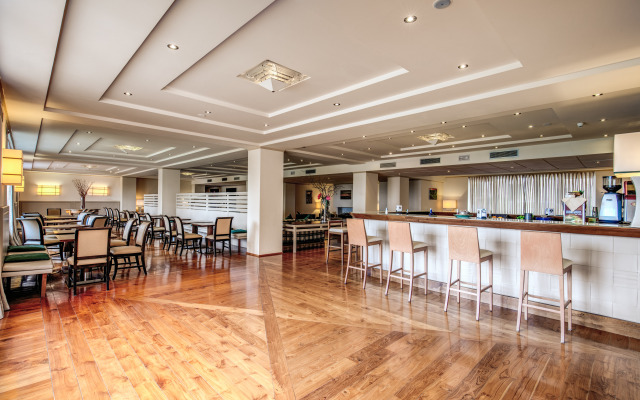 Demidoff Country Resort