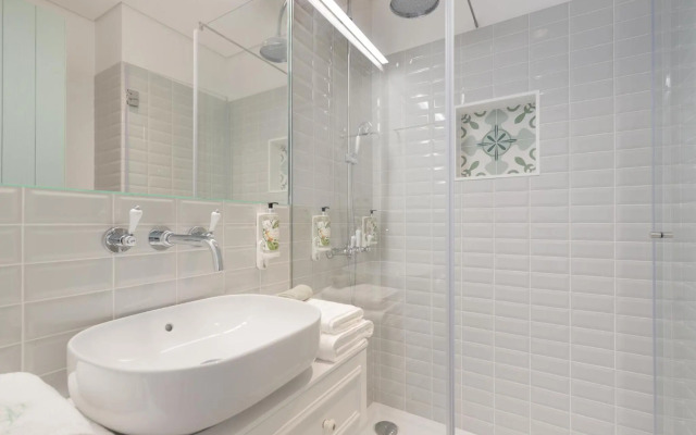 7 Bridges Estúdios- Porto-houses and suites