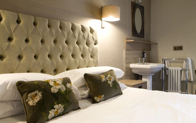 Royal Ship Hotel