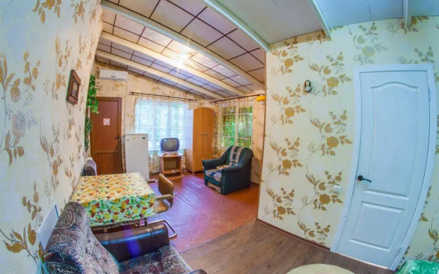 Guest House on Kamanina