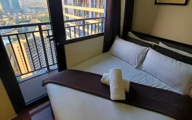 Rent Xpress Online Heart of Makati