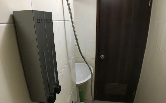 Taichung Go-Around Hostel