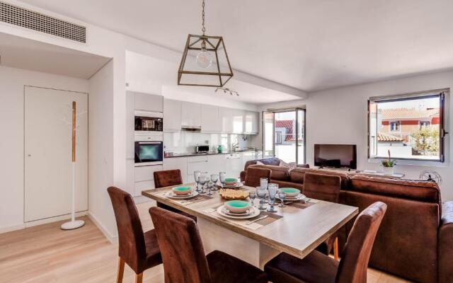 Lisbon Palace Apartment