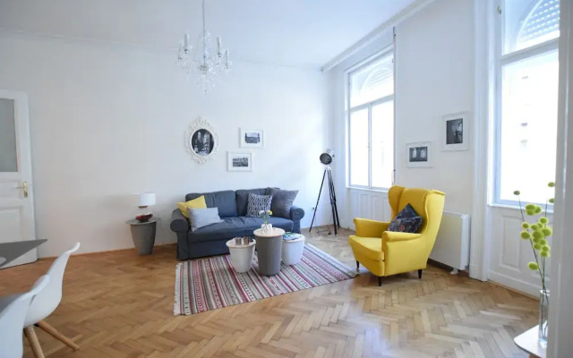 Standard Apartment by Hi5 - RÃ³zsa street