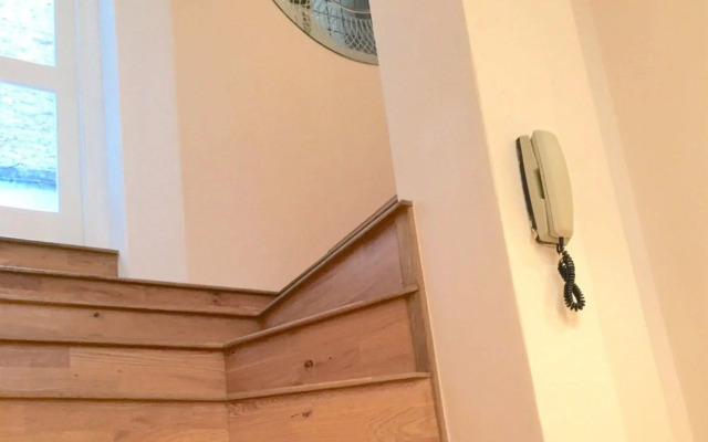 Westminster Studio Apartment