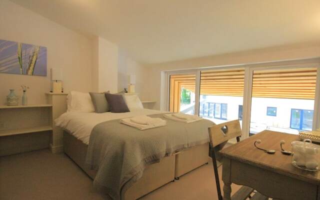 Cobnut Barn, Bourton On The Water