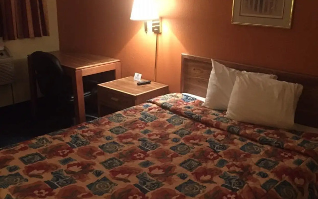 Sunset Inn & Suites - Lincoln Airport