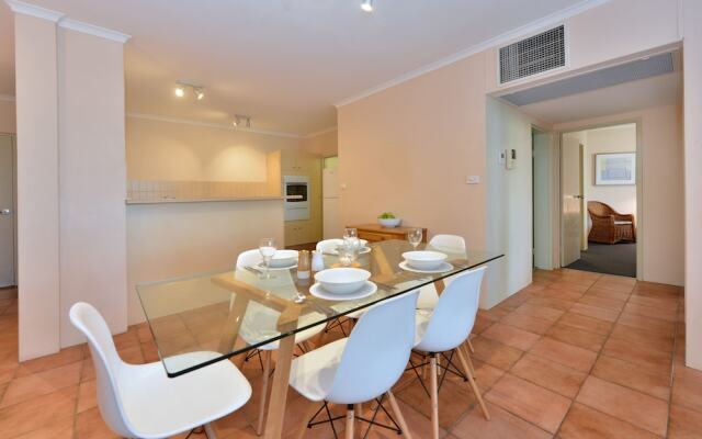 Paringa Beachfront Apartments