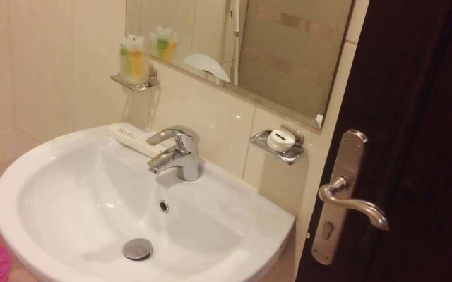 Delmon Hotel Jeddah