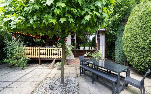 Pleasing Chalet in Stegeren near Forest