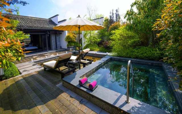Yurun Hanyuelou Villa Resort