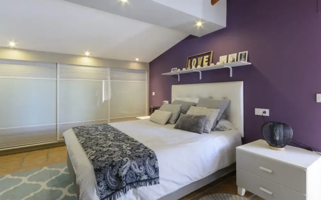 House in Alcalali With Mountain Views & Pool
