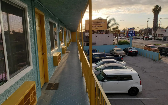 Rose Motel