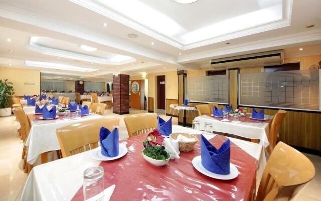 time palace hotel branch  فندق تايم بالالس فرع