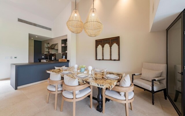 Sunny Vacation Villa 57