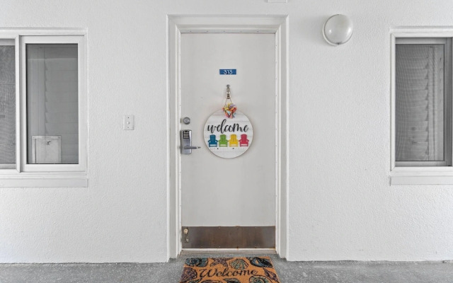 Seaspray Riverside 313