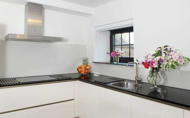 Holiday Home in Epen With Fenced Garden