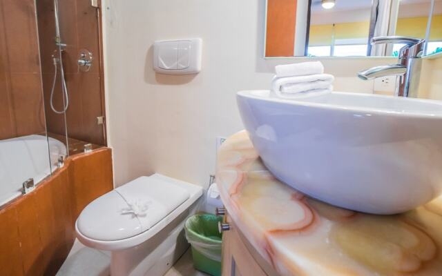 Meridian 302 3 Bedroom Condo