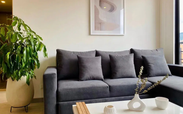 w Illustrious 2BR w Street View in Chapinero