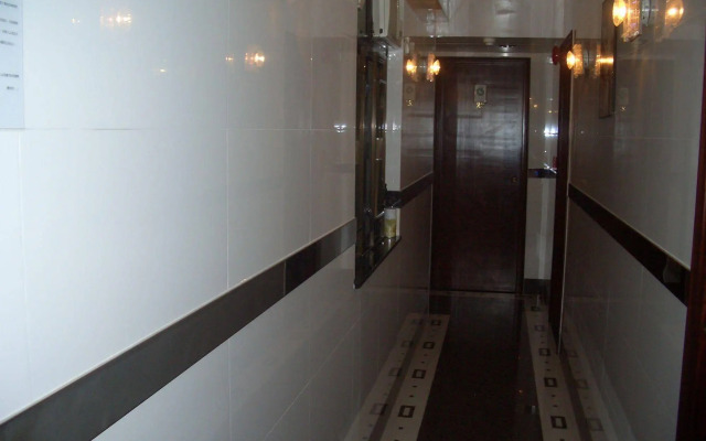 Maple Leaf Guest House