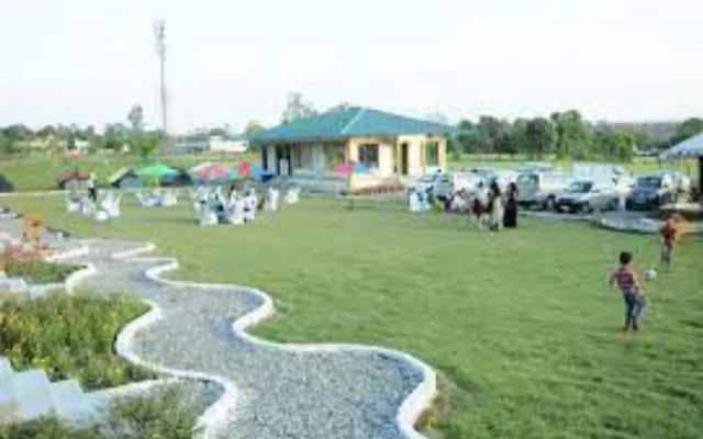 Derra Camp & Resort