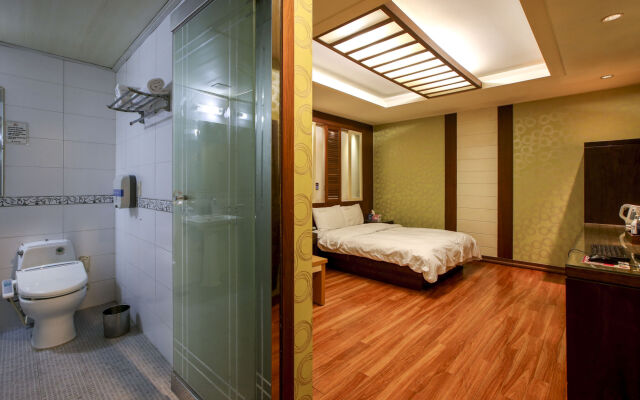 Rozy Hotel