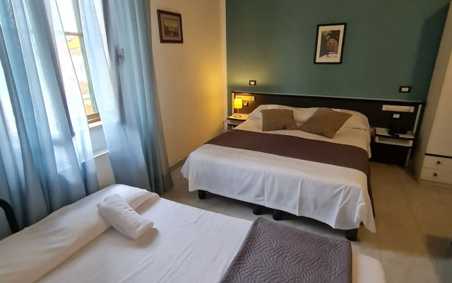 Hotel Amalfitana