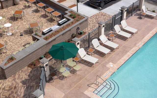 Element Boulder Superior