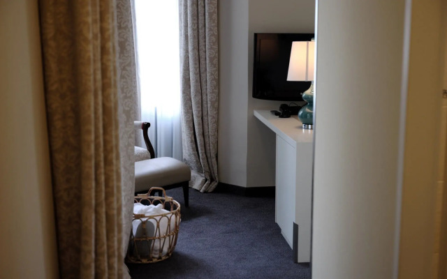 Villa Carlton - Adults Only