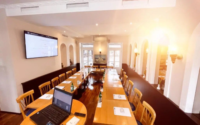 Hotel-Restaurant Kolossos